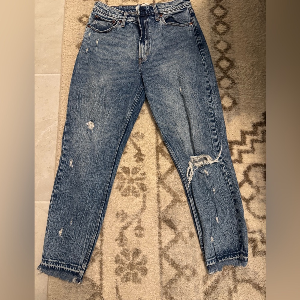 Abercrombie Mom High Rise Jeans